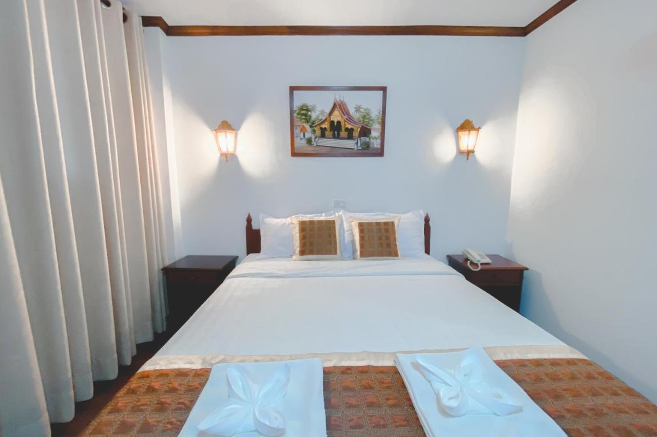 Khampiane Hotel Ban Nongdouang Екстериор снимка