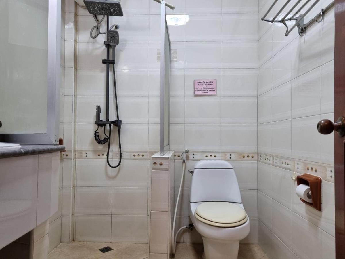 Khampiane Hotel Ban Nongdouang Екстериор снимка