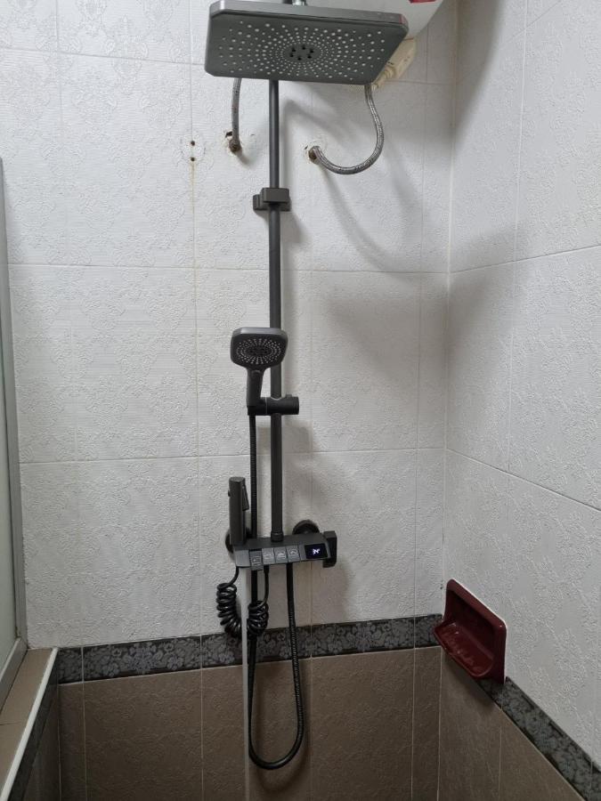 Khampiane Hotel Ban Nongdouang Екстериор снимка