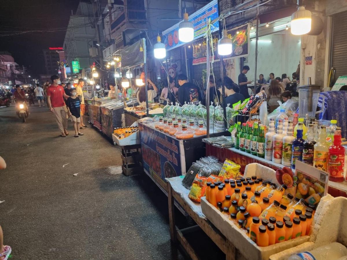 Khampiane Hotel Ban Nongdouang Екстериор снимка